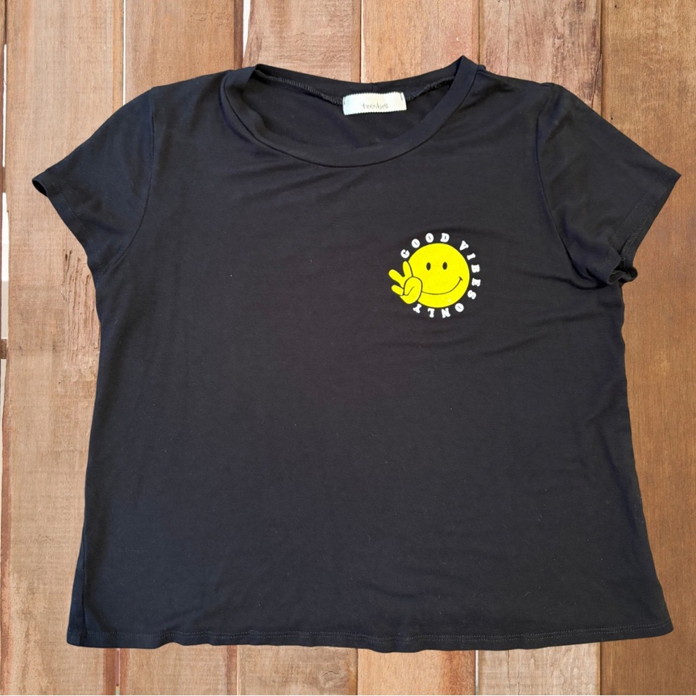 Black Womans T-Shirt with Yellow Graphic